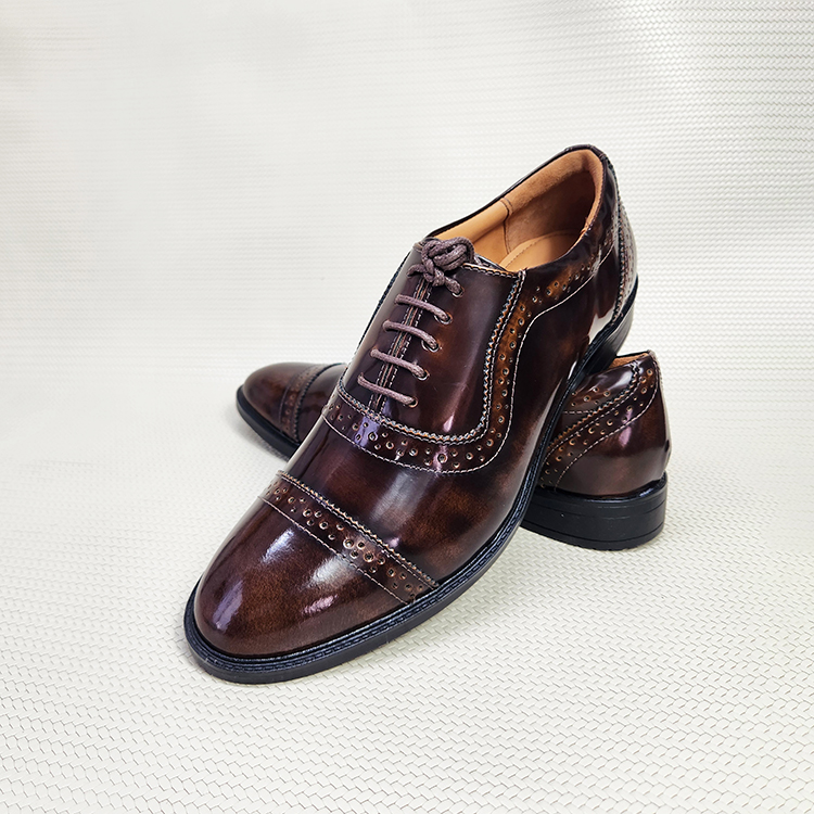 Men’s Party Shoe in Premium Brush-Off Shoe