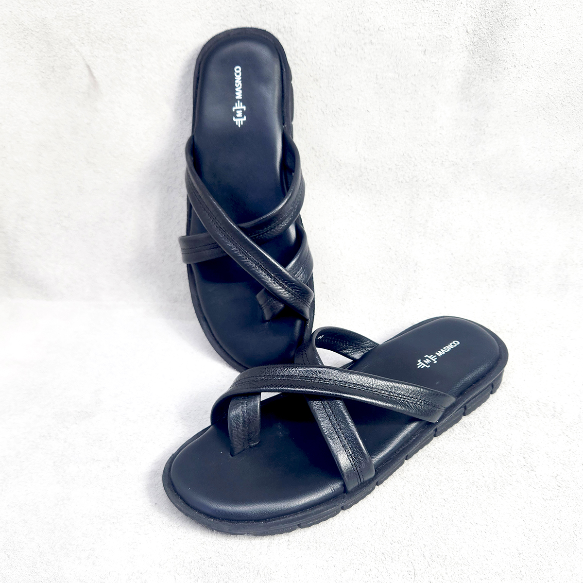 Leather Straps Sandals In Black