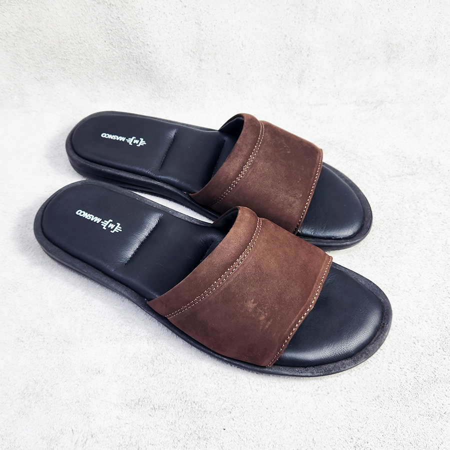 Leather Slider with maximum comfort in Nubuck DBR