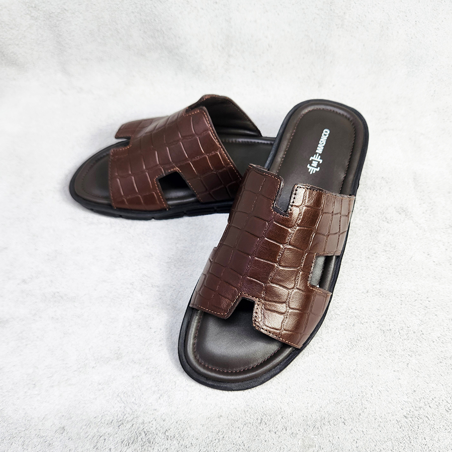 LW-5 Men’s Leather Sandal in Dark Brown