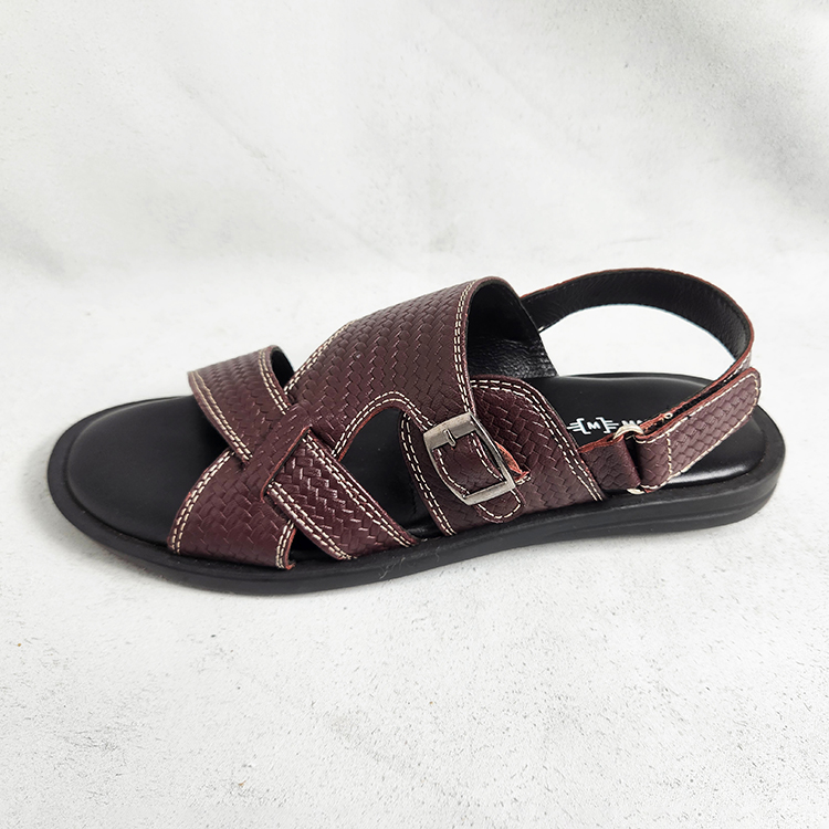 Men’s Back Belt Sandal in Wine