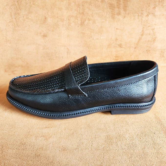 Lightweight & Comfortable Leather Loafer