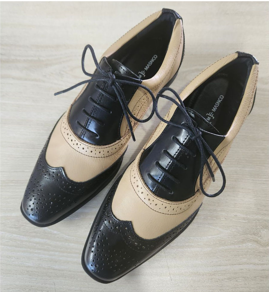 Full Brogue Shoe in Two Tone Color