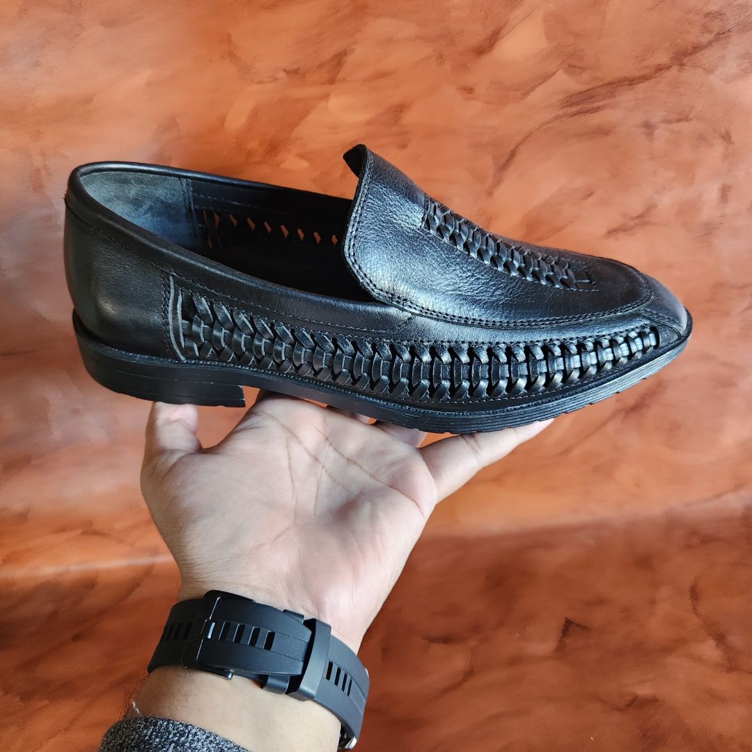 Leather Loafer In Black
