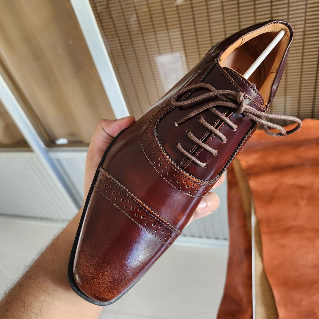 Premium Brush-Off Leather Shoe